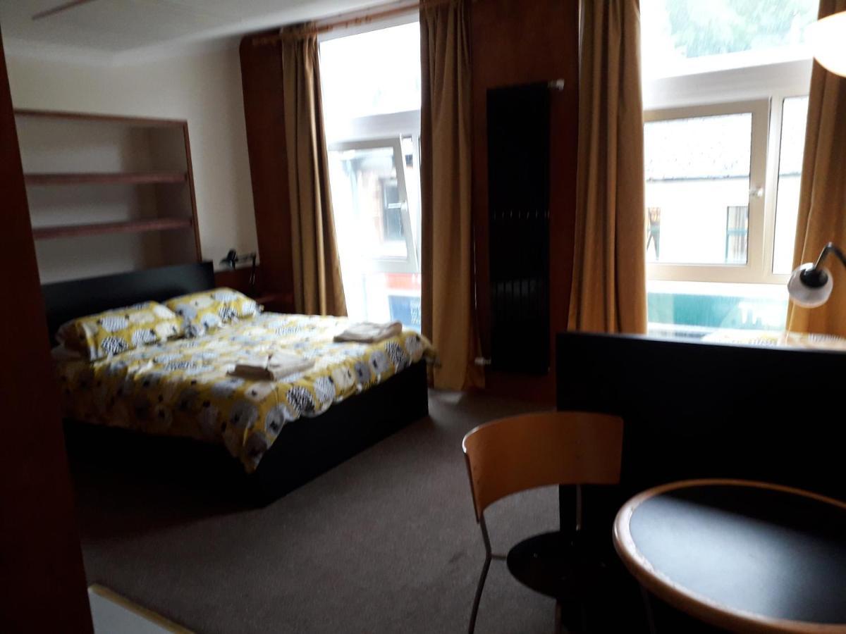 Hotel Ossians Fort William Esterno foto